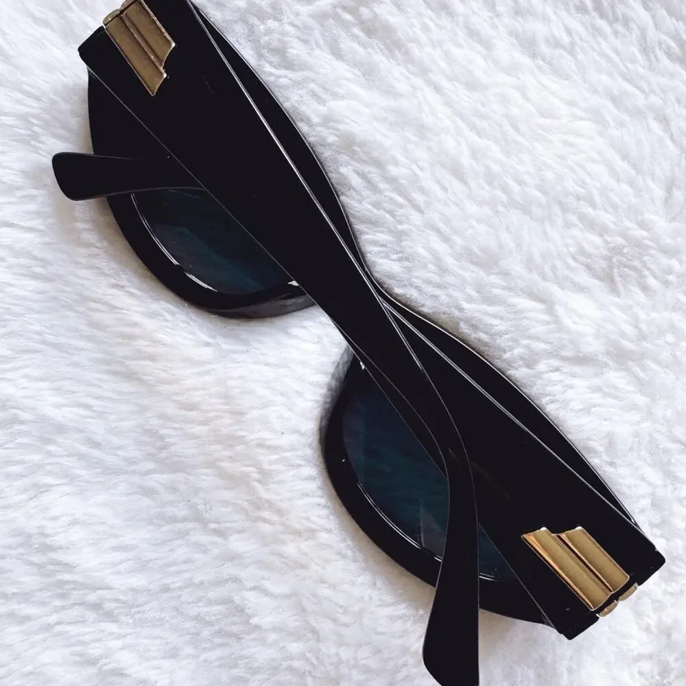 Francis Mirrored Red with Black Rim Sunglasses